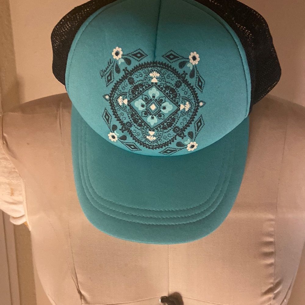 O’Neill trucker hat